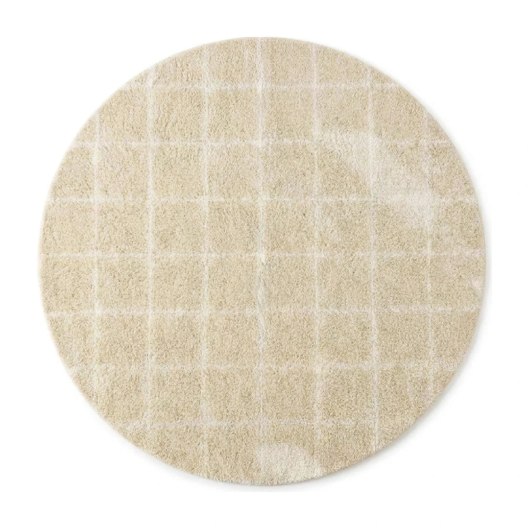 Tapis rond beige grille géométrique, vue de dessus sur fond blanc