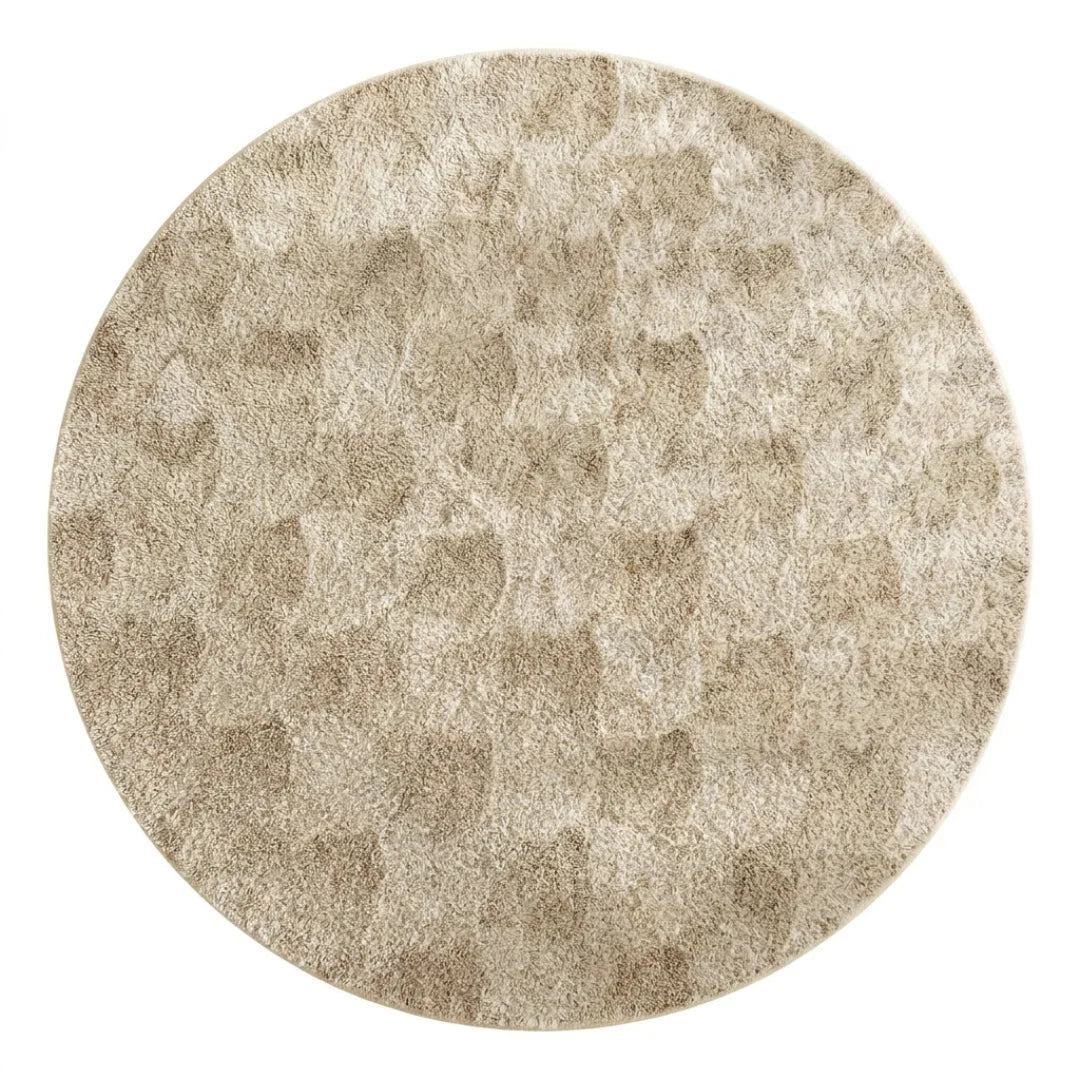 Tapis rond beige patchwork de diamants, vue de dessus sur fond blanc