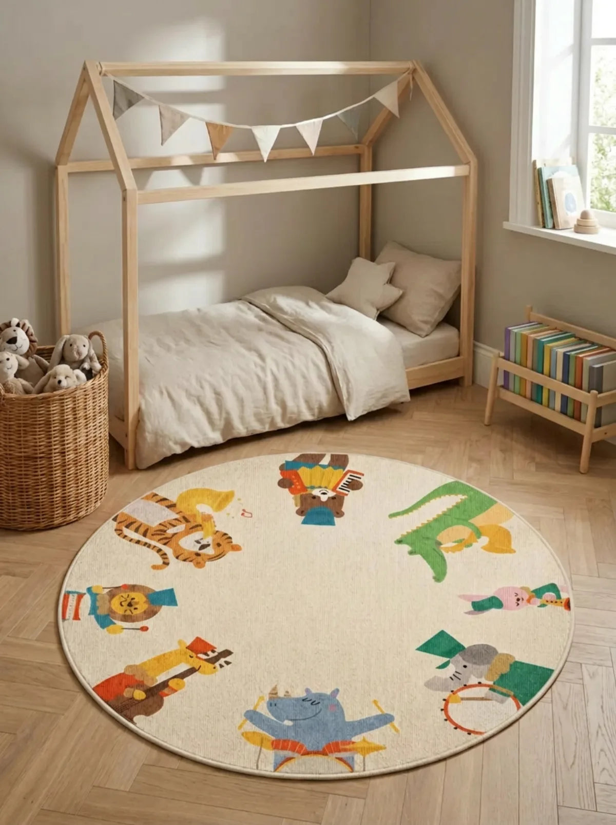 Tapis rond enfant orchestre animaux dans une chambre d'enfant