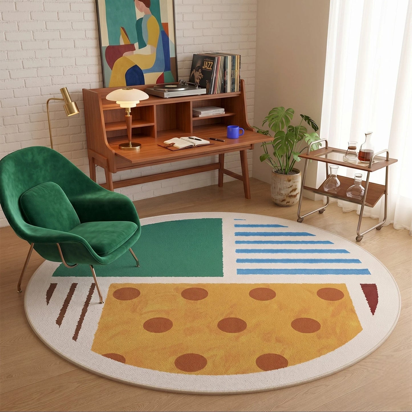 Détail du motif géométrique abstrait avec triangle vert, rayures bleues et pois jaunes