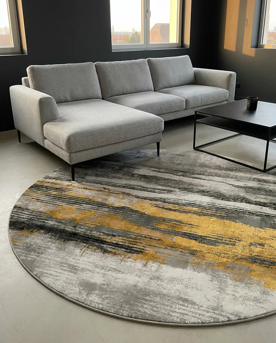 Tapis rond gris doré dans une pièce en situation