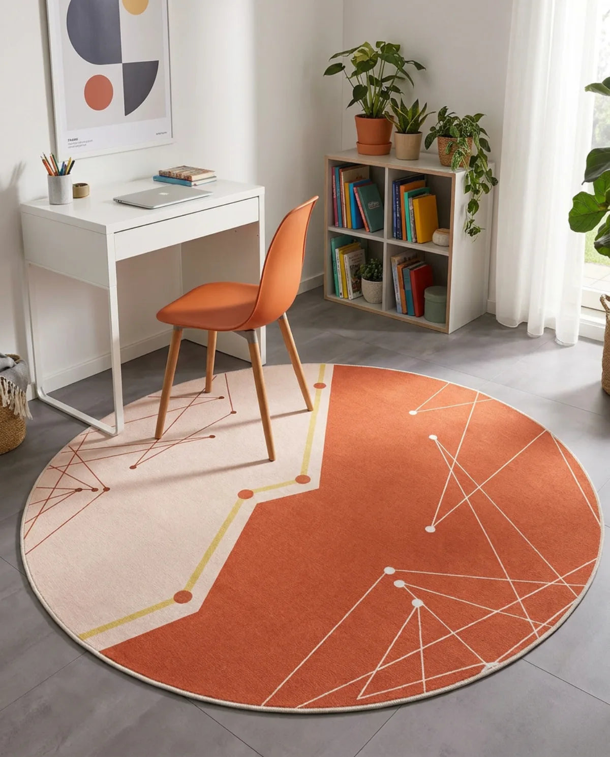 Tapis rond lavable en machine corail graphique sous une chaise coque dans une chambre d'ado