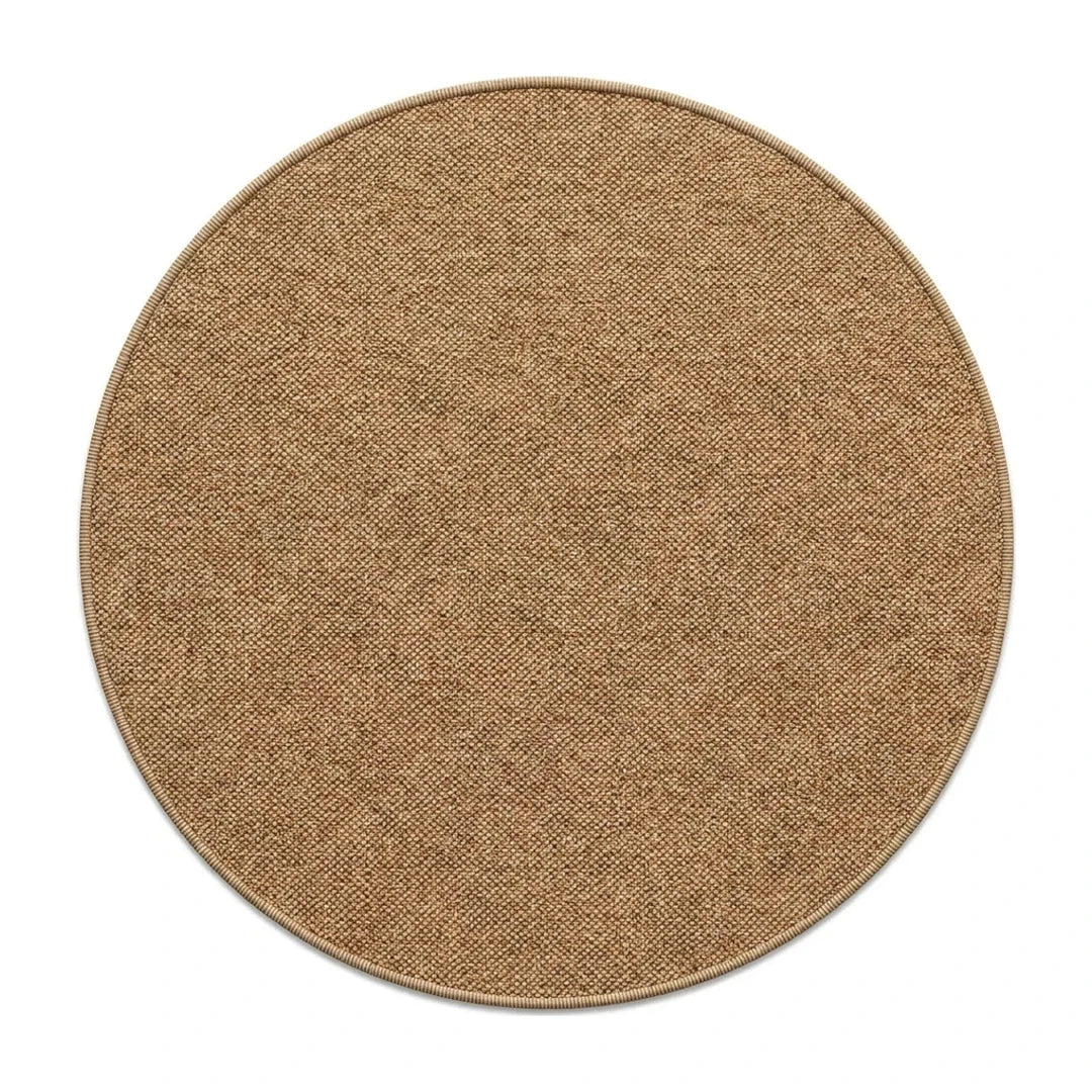 Tapis rond Wilton effet sisal caramel, vue de dessus sur fond blanc